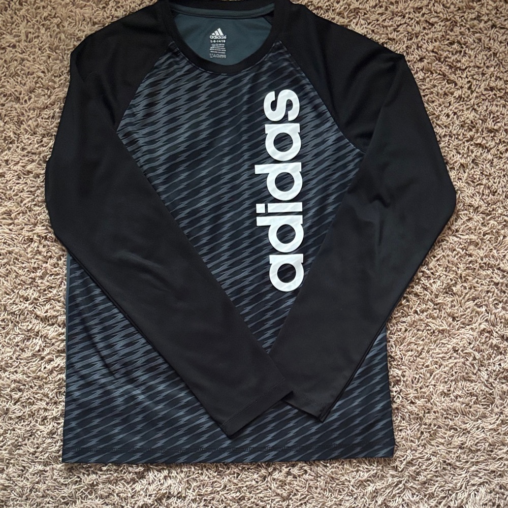Boys Adidas Black and Gray Graphic Long Sleeve Tee